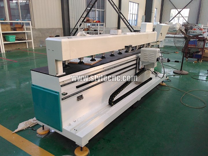 自動(dòng)側(cè)鉆機(jī)發(fā)貨馬來(lái)西亞客戶