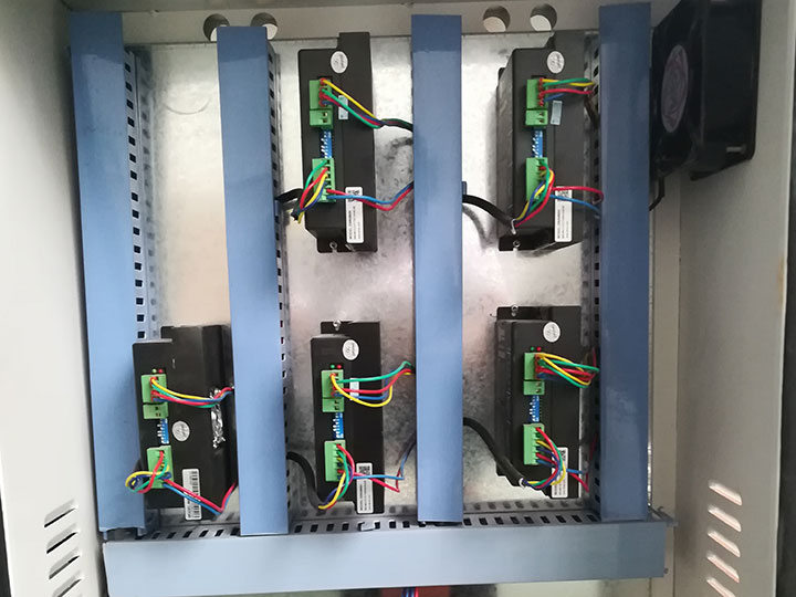 步進(jìn)電機(jī) 步進(jìn)電機(jī)