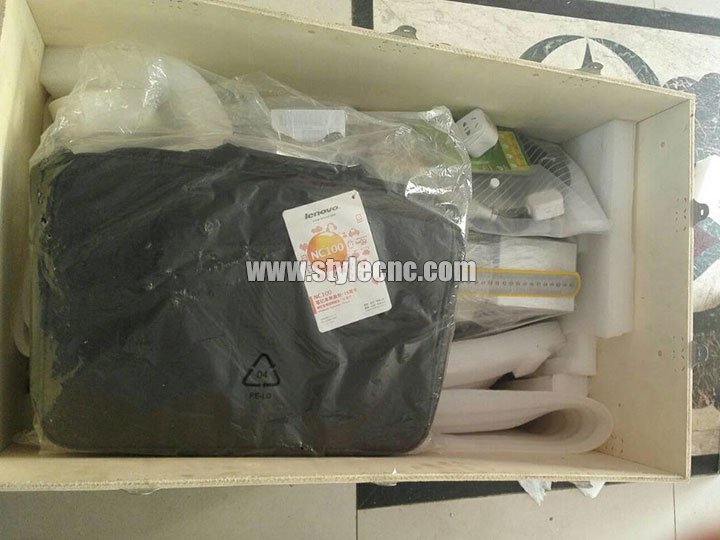 20W MOPA光纖激光打標機發往美國 20W MOPA光纖激光打標機發往美國