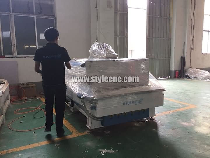 3 頭數(shù)控雕刻機(jī)包裝 3 頭數(shù)控雕刻機(jī)包裝