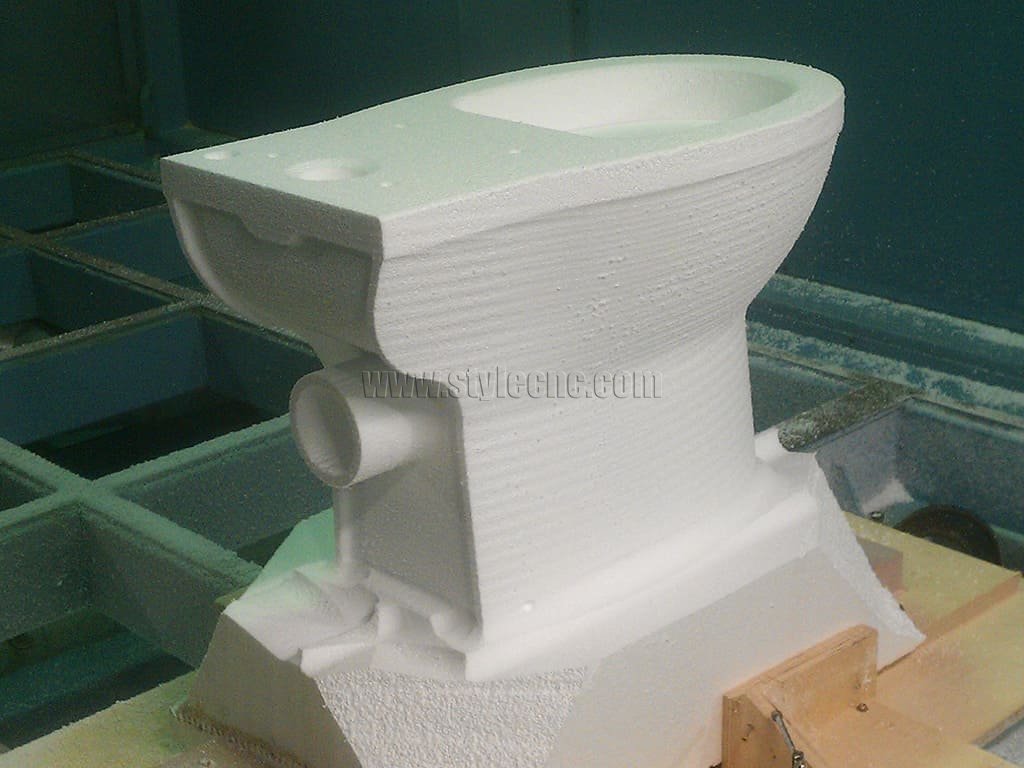 五軸數控加工 3D 馬桶原型的 EPS 模型