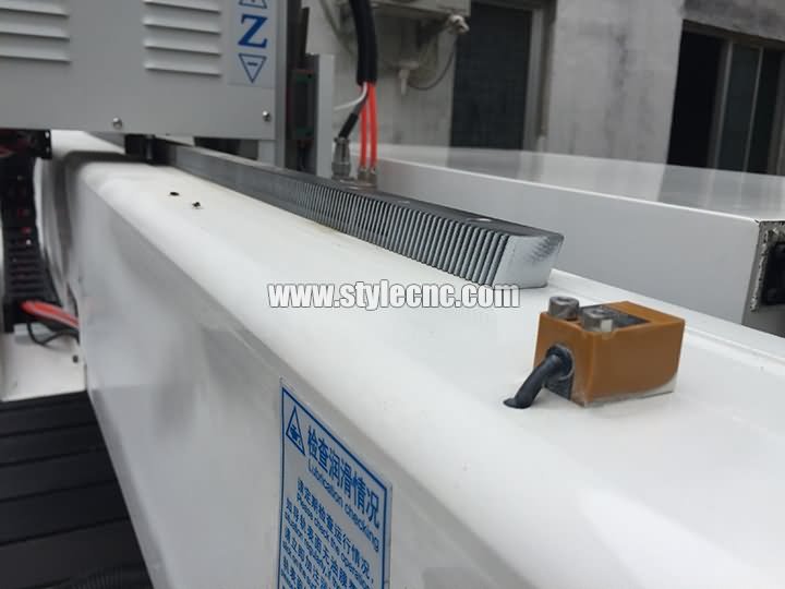 1325數控雕刻機用螺旋齒條