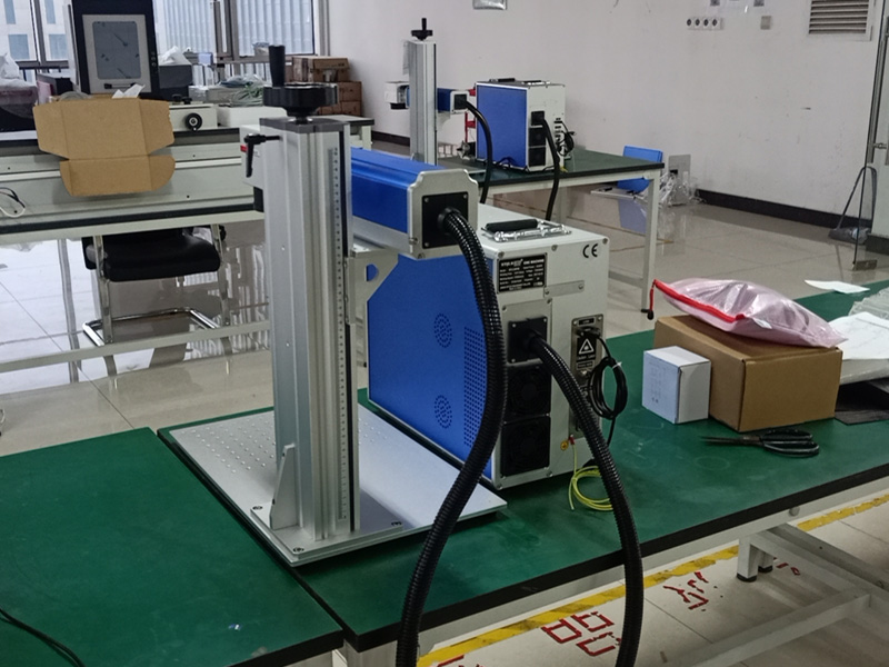 彩色激光雕刻機詳情 彩色激光雕刻機詳情