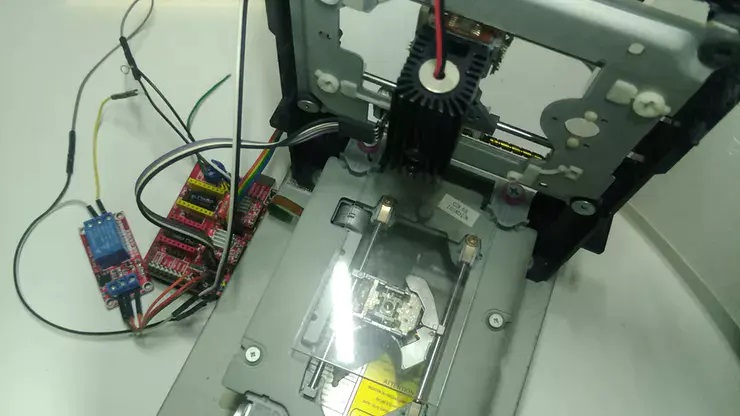 X、Y軸步進電機運動機構(gòu) X、Y軸步進電機運動機構(gòu)