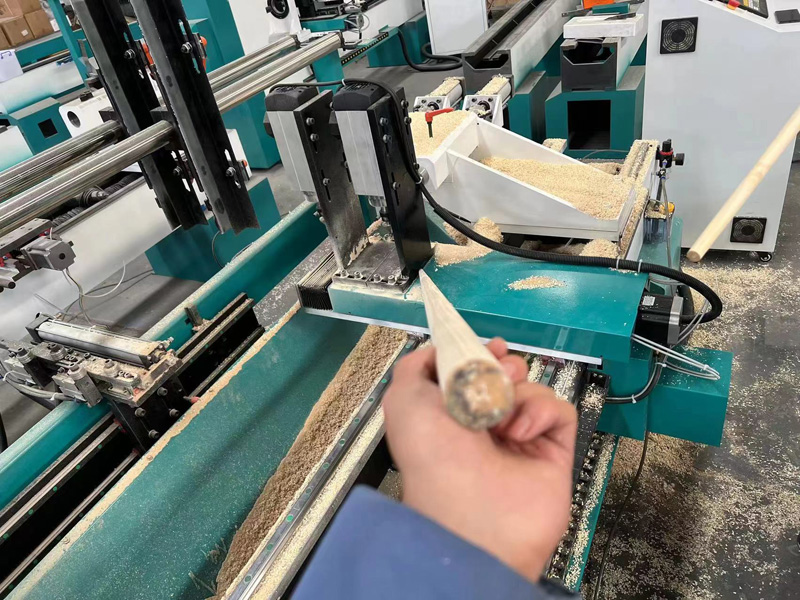 自動數(shù)控車床車削木制臺球桿項(xiàng)目