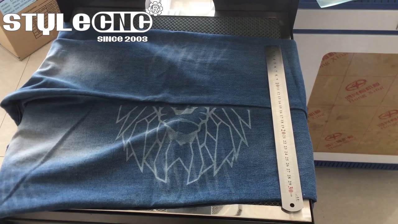 CO2 牛仔褲雕刻項目的激光打標機 CO2 牛仔褲雕刻項目的激光打標機