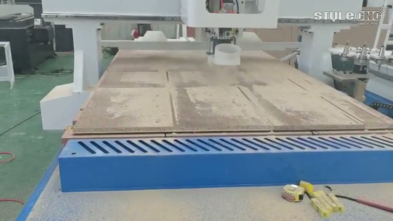 自動旋轉式刀具更換器數控雕刻機加工中心 自動旋轉式刀具更換器數控雕刻機加工中心